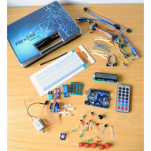 Foto Aldir distribuye los kits educativos de Flexbot.